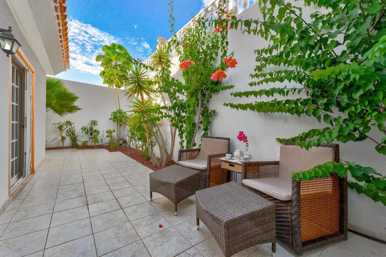 Marvelous holiday home - villa La Caleta Costa Adeje  Esterno foto