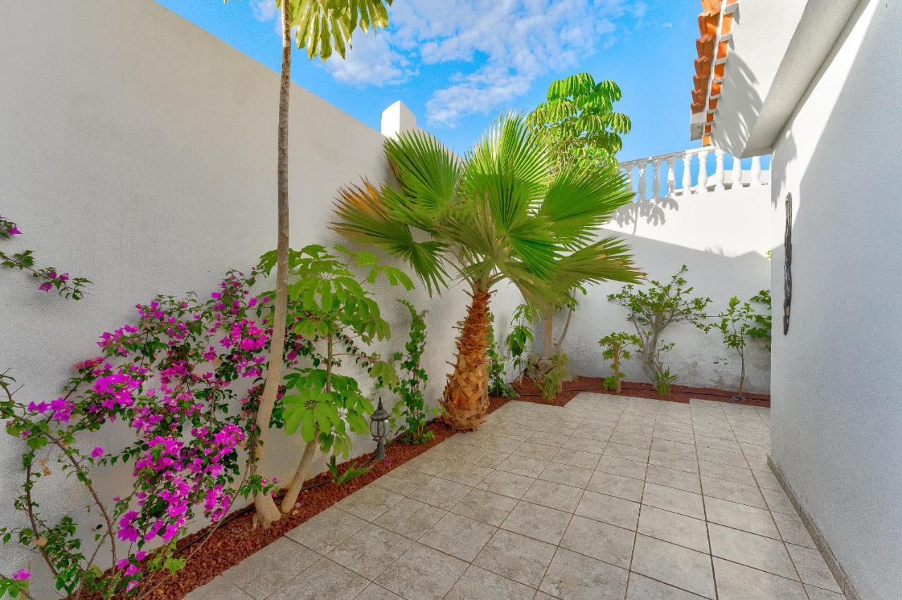 Marvelous holiday home - villa La Caleta Costa Adeje  Esterno foto