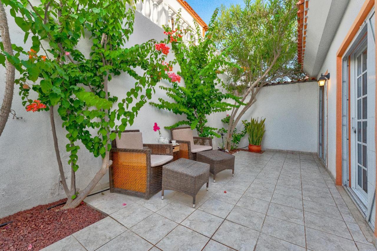 Marvelous holiday home - villa La Caleta Costa Adeje  Esterno foto